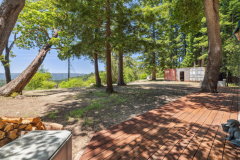14-left-deck-looking-courtyard