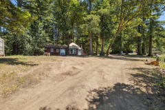 1-courtyard-yurt2