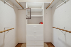 10d-loft-storage