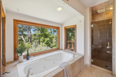 4b-bathroom