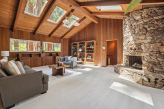 12-fireplace-room