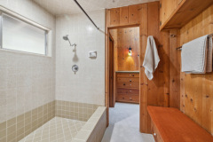 15-bathroom
