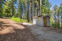 6a-gray-shed