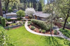 1b-aerial-lawn-yard-closeup-entireproperty