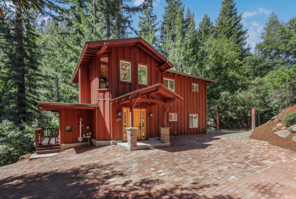975 Logan Creek Rd<br/>Boulder Creek, CA 95006